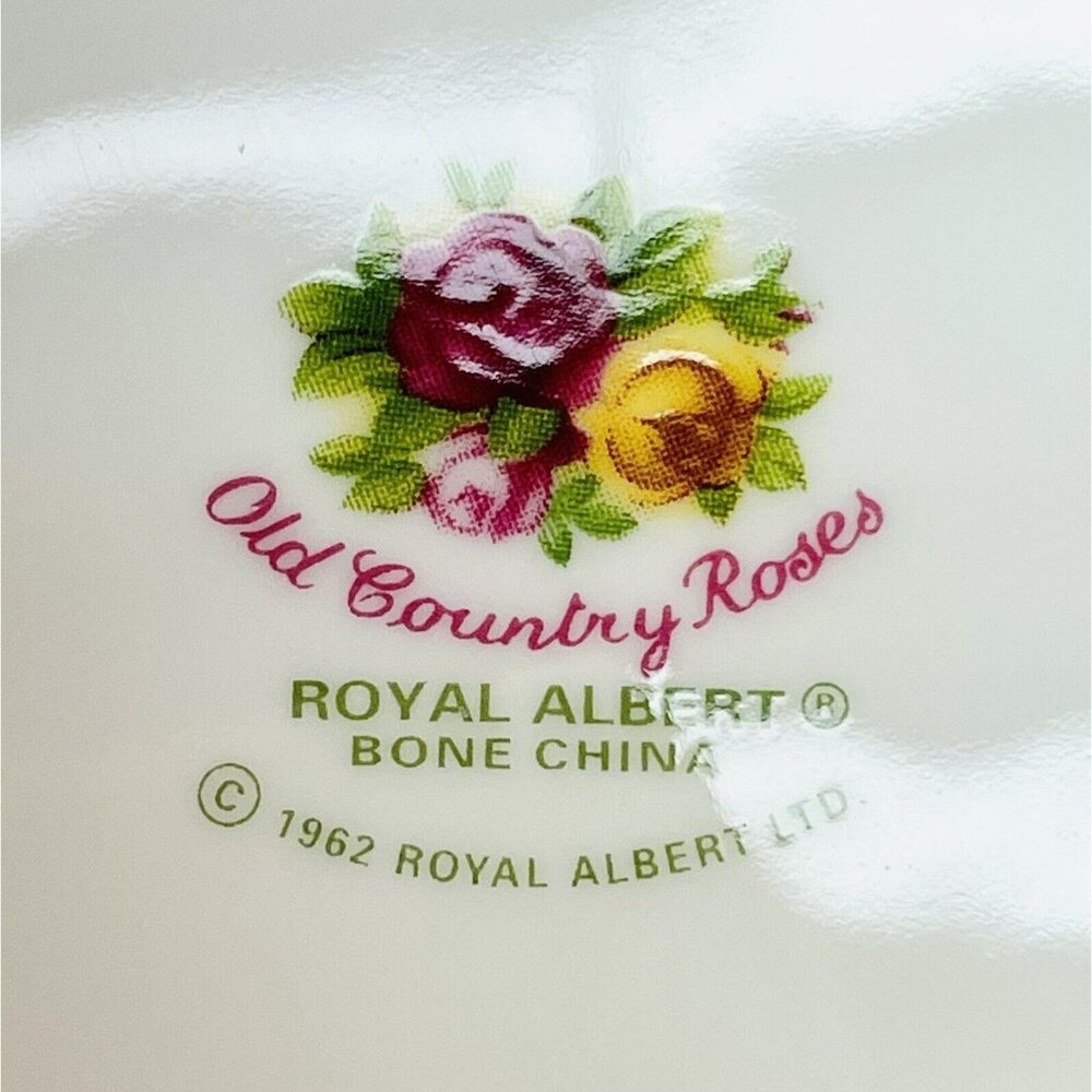Royal Albert OLD COUNTRY ROSES Desert Plate Fine Bone China 1962 England 6.25" - Picture 4 of 12